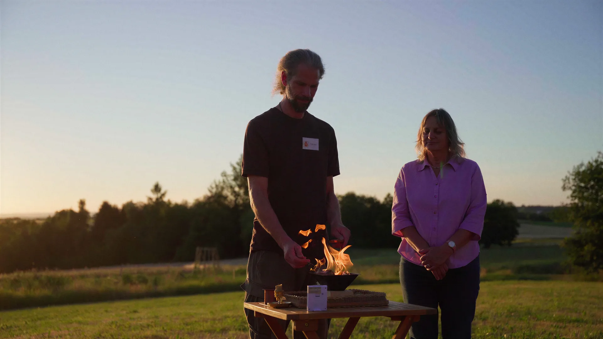 Agnihotra – Feuerzeremonie exakt beim Sonnenuntergang